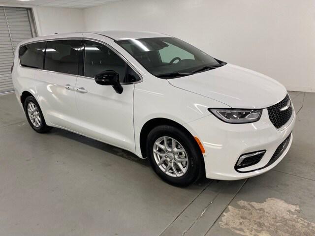 2025 Chrysler Pacifica PACIFICA SELECT