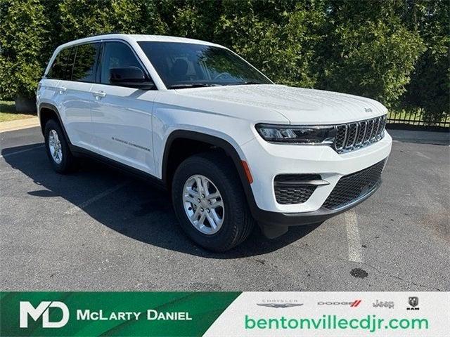 2025 Jeep Grand Cherokee GRAND CHEROKEE LAREDO 4X4