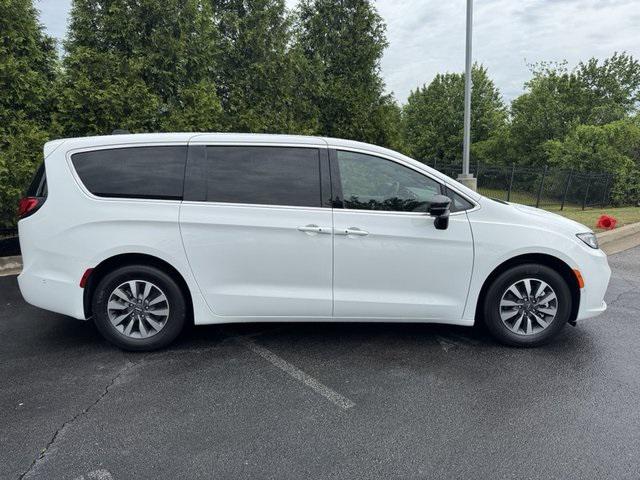 2025 Chrysler Pacifica Hybrid PACIFICA PLUG-IN HYBRID SELECT