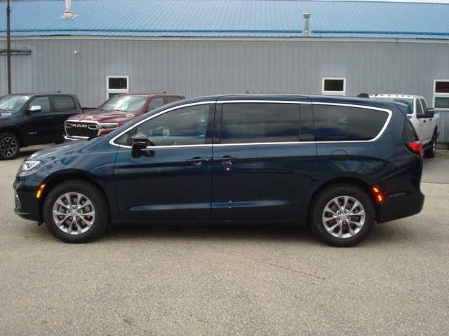2025 Chrysler Pacifica PACIFICA SELECT AWD
