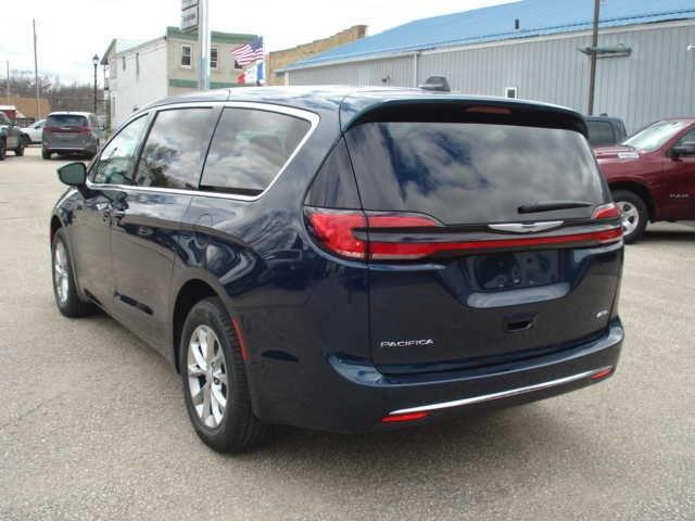 2025 Chrysler Pacifica PACIFICA SELECT AWD