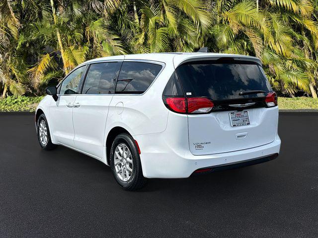 2025 Chrysler Voyager VOYAGER