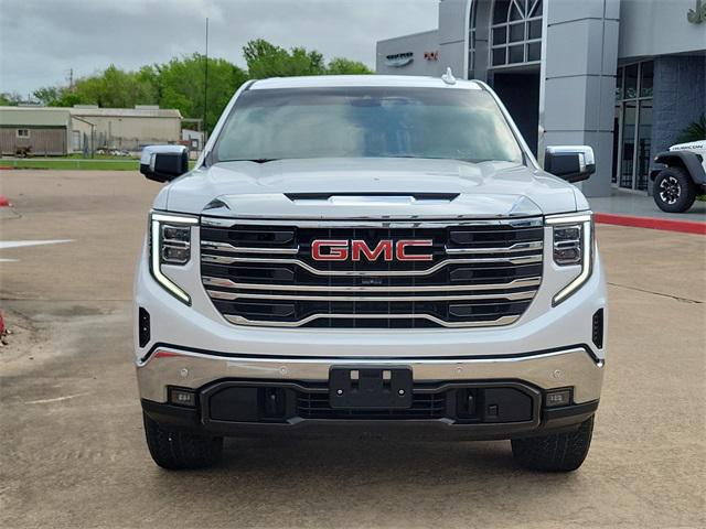 2023 GMC Sierra 1500 4WD Crew Cab Short Box SLT