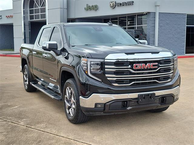 2024 GMC Sierra 1500 4WD Crew Cab Short Box SLT