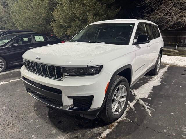 2023 Jeep Grand Cherokee L Laredo 4x4