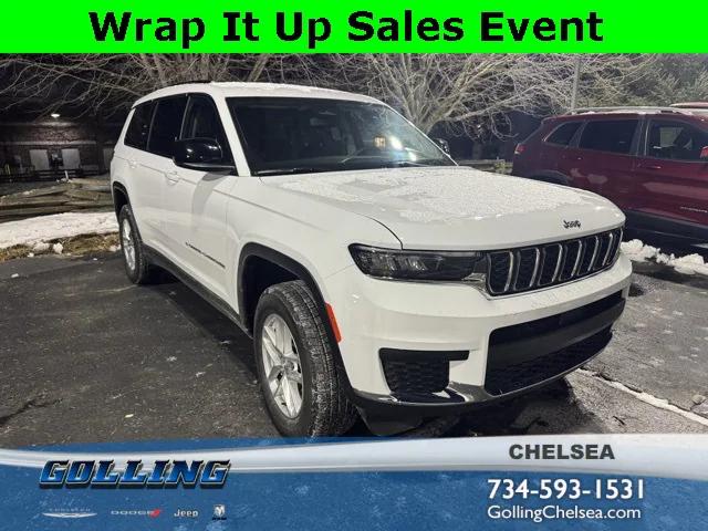 2023 Jeep Grand Cherokee L Laredo 4x4