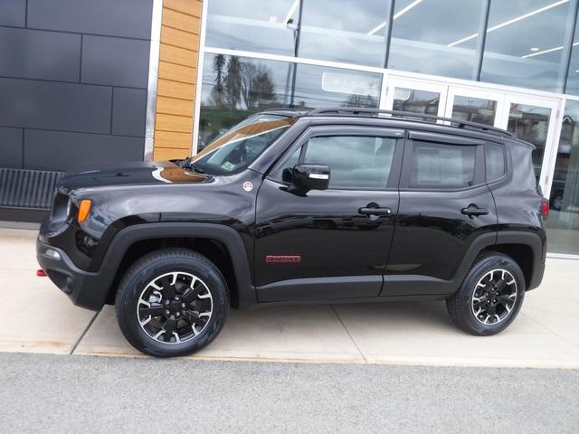 2023 Jeep Renegade Trailhawk 4x4