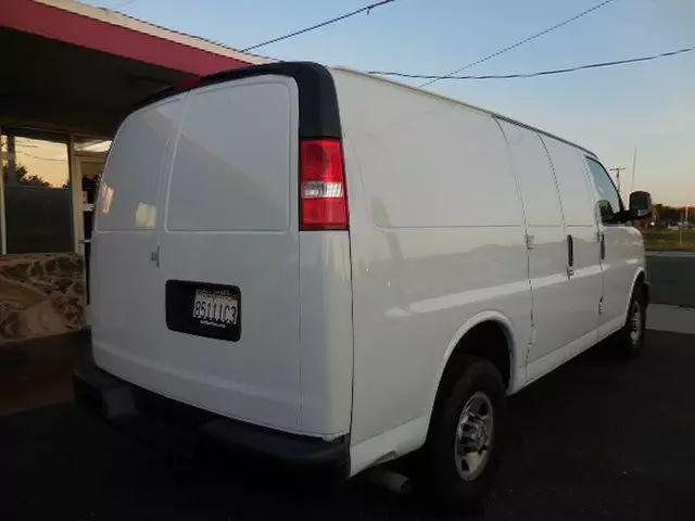 2021 Chevrolet Express Cargo Van RWD 2500 Regular Wheelbase WT