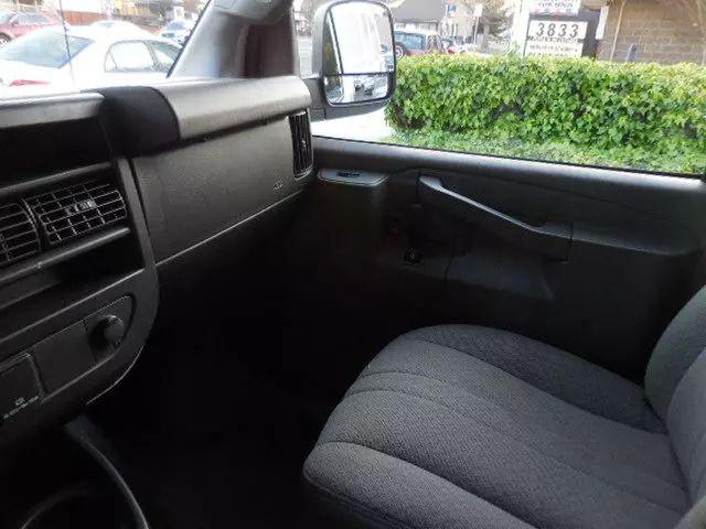 2021 Chevrolet Express Cargo Van RWD 2500 Regular Wheelbase WT