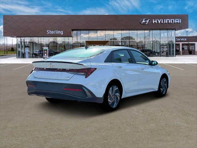 2025 Hyundai Elantra Blue - Photo 9