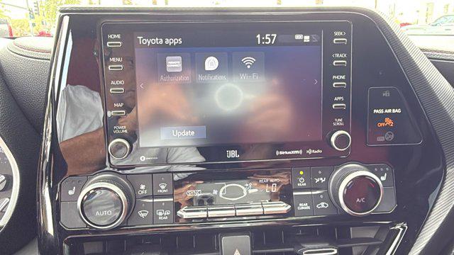 2022 Toyota Highlander XSE