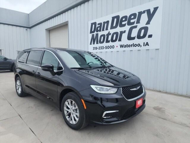 2025 Chrysler Pacifica PACIFICA SELECT AWD