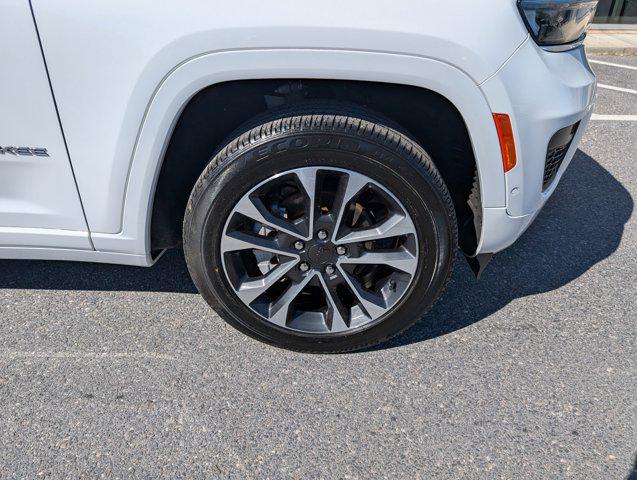 2023 Jeep Grand Cherokee Overland 4x4