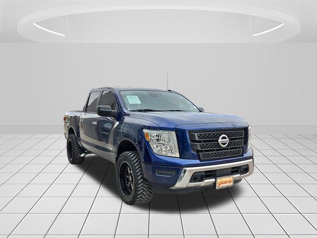 2021 Nissan TITAN Crew Cab SV 4x2