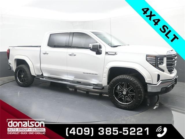 2022 GMC Sierra 1500 4WD Crew Cab Short Box SLT