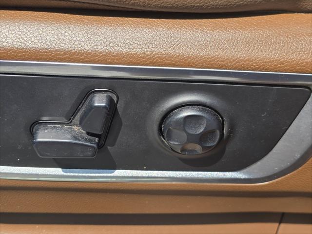 2020 RAM 1500 Laramie Crew Cab 4x4 57 Box