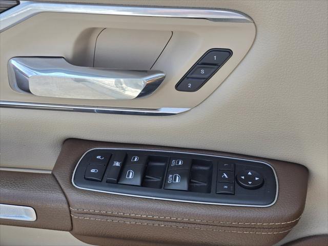 2020 RAM 1500 Laramie Crew Cab 4x4 57 Box