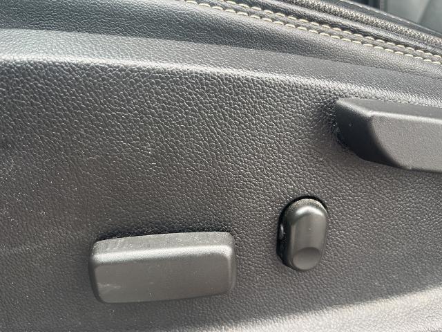2021 GMC Canyon 4WD Crew Cab Short Box Denali