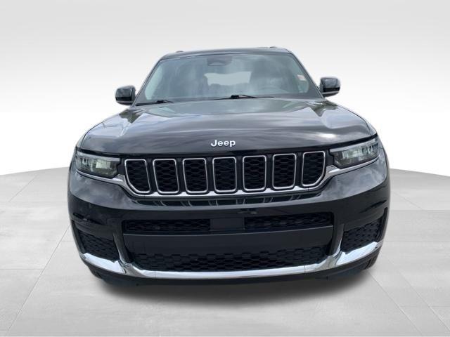 2022 Jeep Grand Cherokee L Laredo 4x4