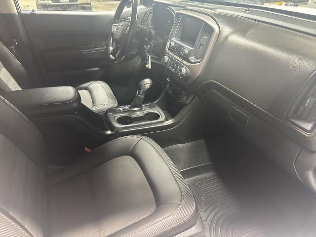 2022 GMC Canyon 4WD Crew Cab Short Box AT4 - Cloth