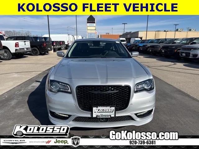 2023 Chrysler 300 Touring L AWD