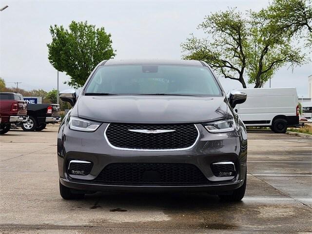 2023 Chrysler Pacifica Hybrid Limited