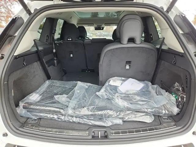 2025 Volvo X 90 Plus, Twin Motor, Fully electric, 7 Seats