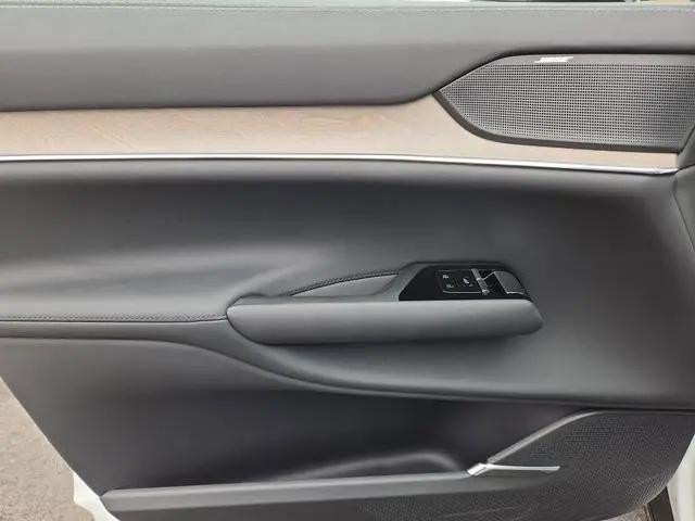 2025 Volvo X 90 Plus, Twin Motor, Fully electric, 7 Seats
