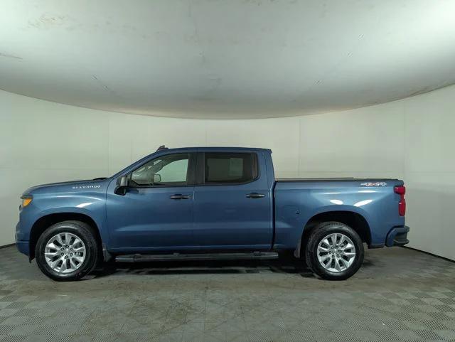 2024 Chevrolet Silverado 1500 4WD Crew Cab Short Bed Custom