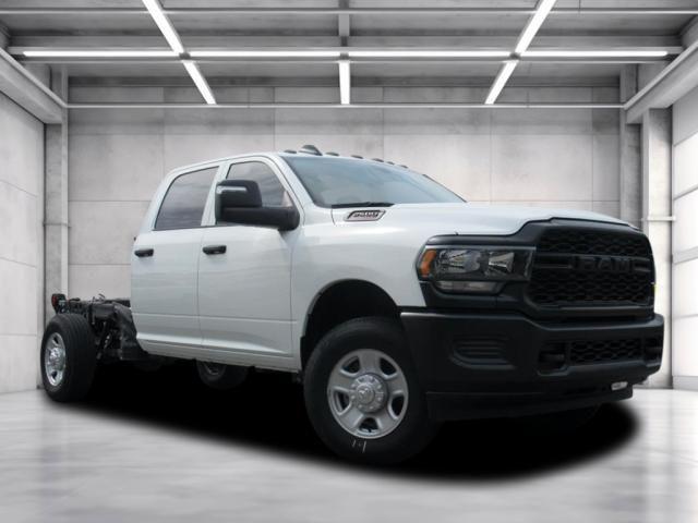 2024 RAM Ram 2500 RAM 2500 TRADESMAN CREW CAB 4X4 8 BOX