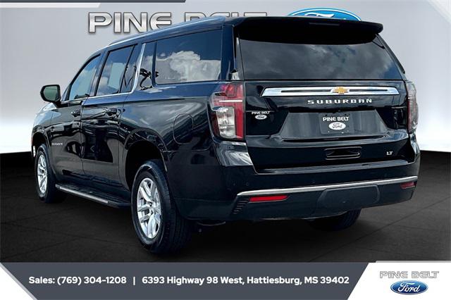 2023 Chevrolet Suburban 4WD LT