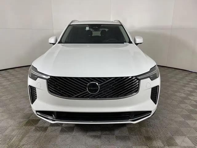 2025 Volvo XC90 Plug-In Hybrid T8 Plus 6-Seater