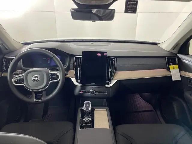 2025 Volvo XC90 Plug-In Hybrid T8 Plus 6-Seater