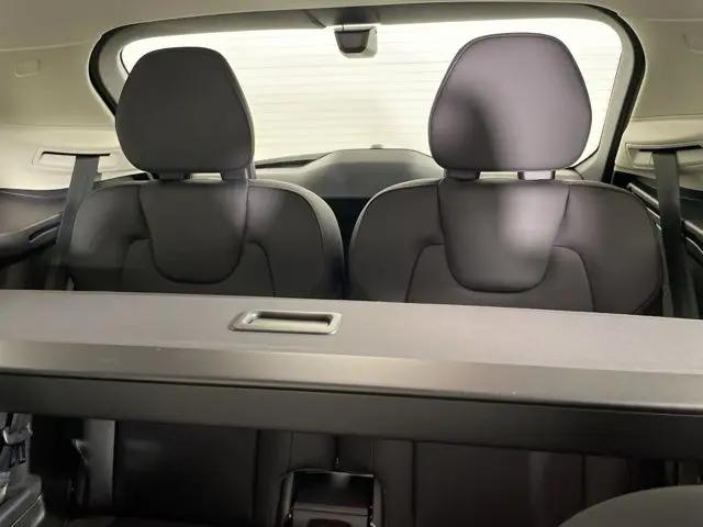 2025 Volvo XC90 Plug-In Hybrid T8 Plus 6-Seater