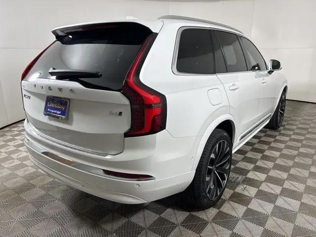 2025 Volvo XC90 B6 Plus 7-Seater