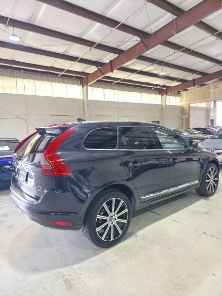 2015 Volvo XC60 T6 Platinum
