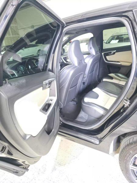 2015 Volvo XC60 T6 Platinum