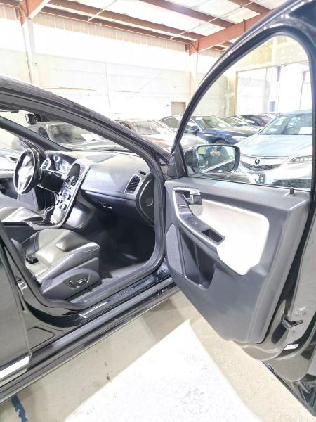 2015 Volvo XC60 T6 Platinum