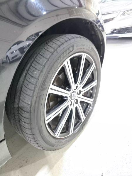 2015 Volvo XC60 T6 Platinum