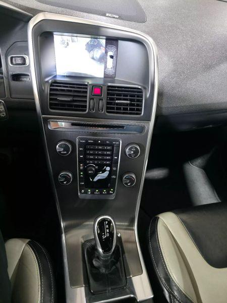 2015 Volvo XC60 T6 Platinum