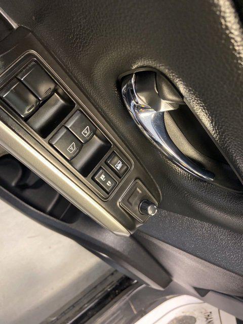 2018 Nissan Titan Unknown