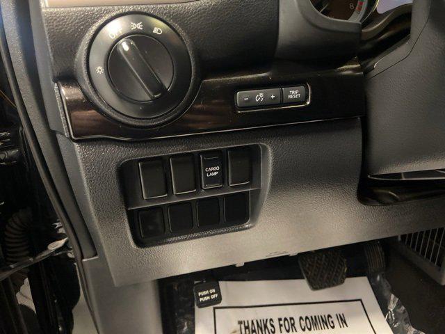 2018 Nissan Titan Unknown