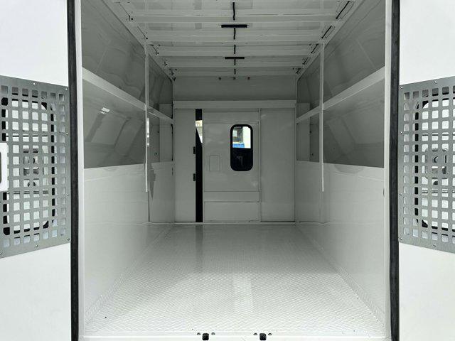 2024 Chevrolet Express Cutaway Work Van