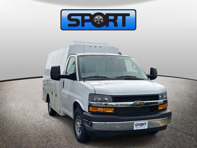 2024 Chevrolet Express Cutaway Work Van