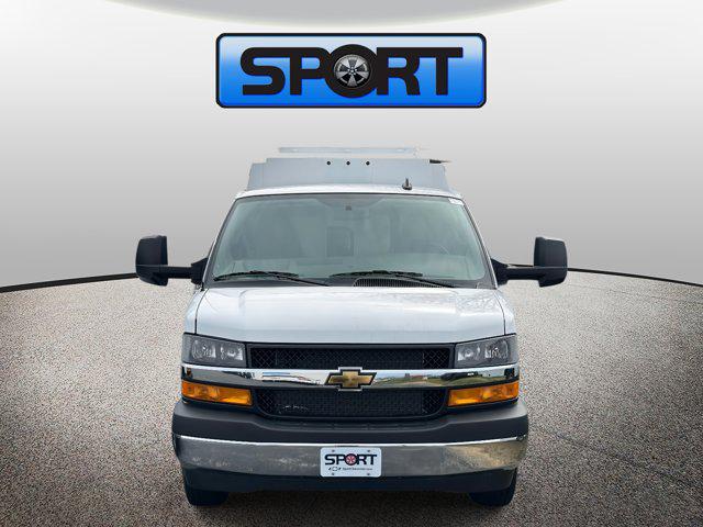 2024 Chevrolet Express Cutaway Work Van