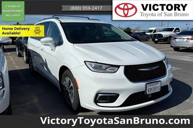 2021 Chrysler Pacifica Hybrid Touring L for sale in San Bruno, CA