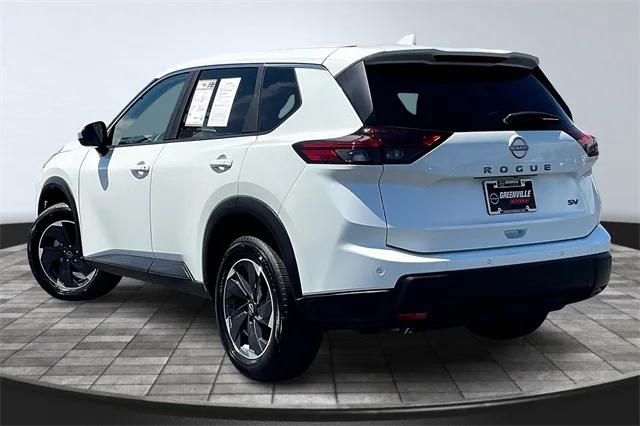 2024 Nissan Rogue SV FWD