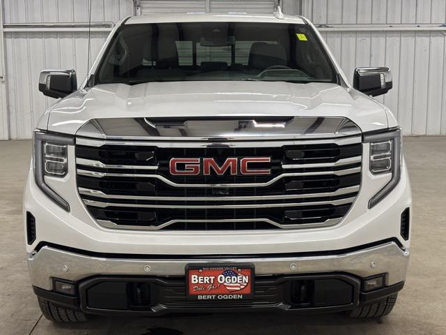 2024 GMC Sierra 1500 2WD Crew Cab Short Box SLT