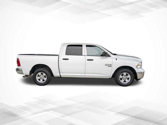 2022 RAM 1500 Classic SLT Crew Cab 4x2 57 Box