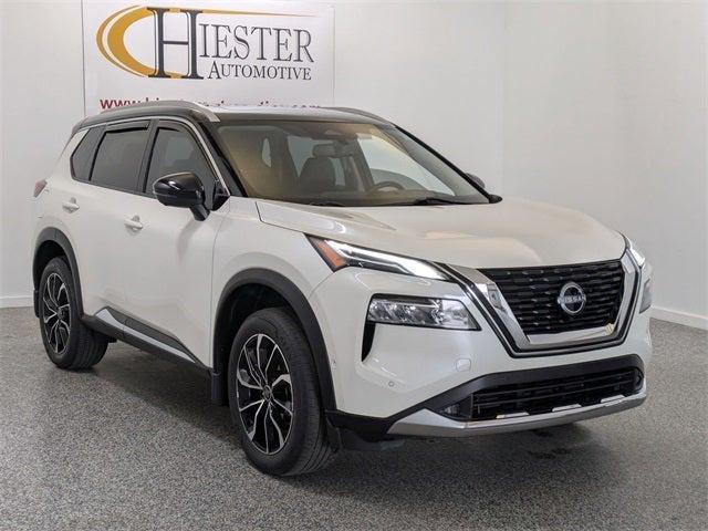 2022 Nissan Rogue Platinum FWD